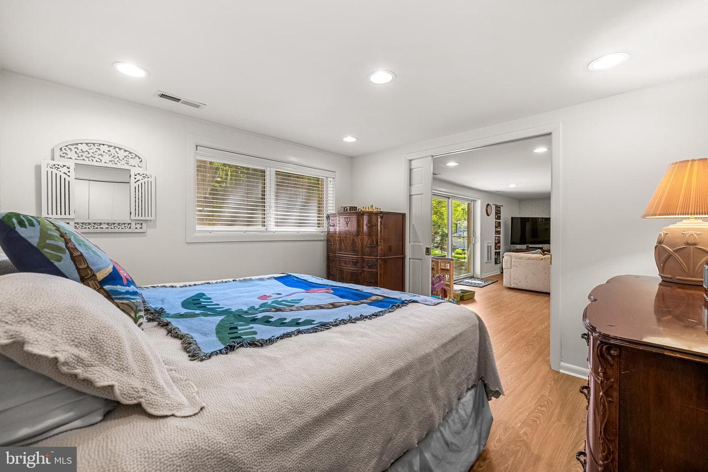 1 Springbriar Lane photo 32