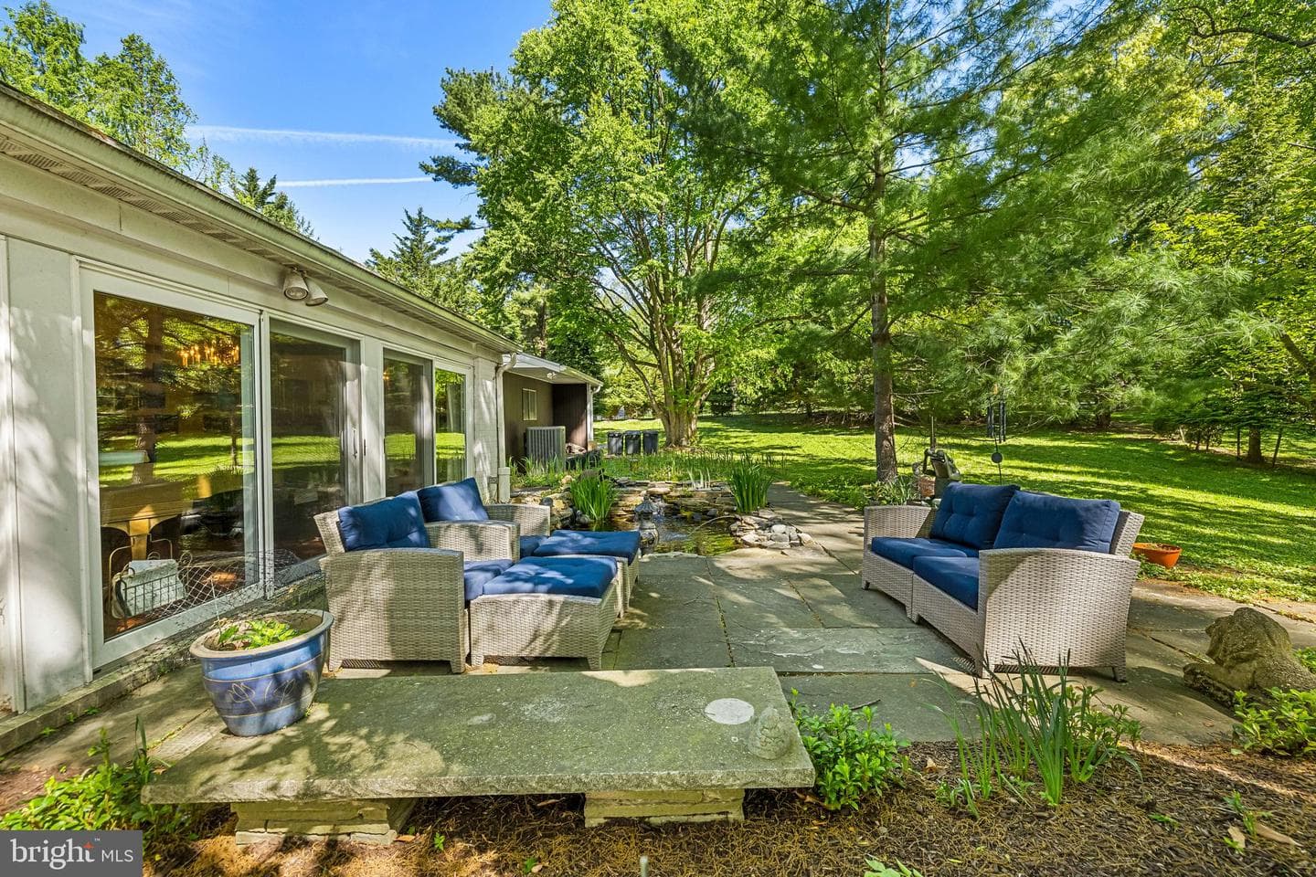 1 Springbriar Lane photo 40