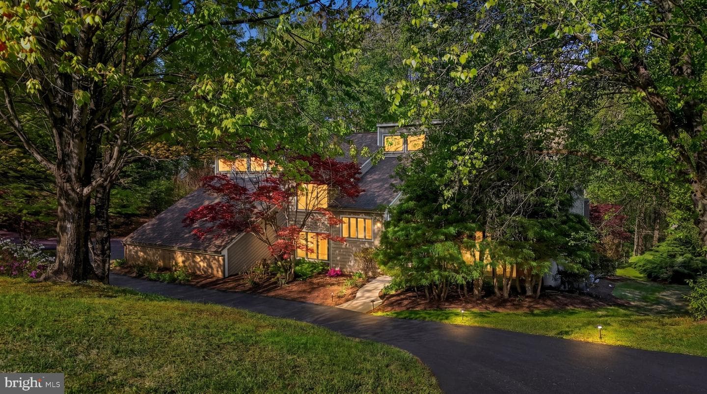 16 Seven Springs Court photo 7