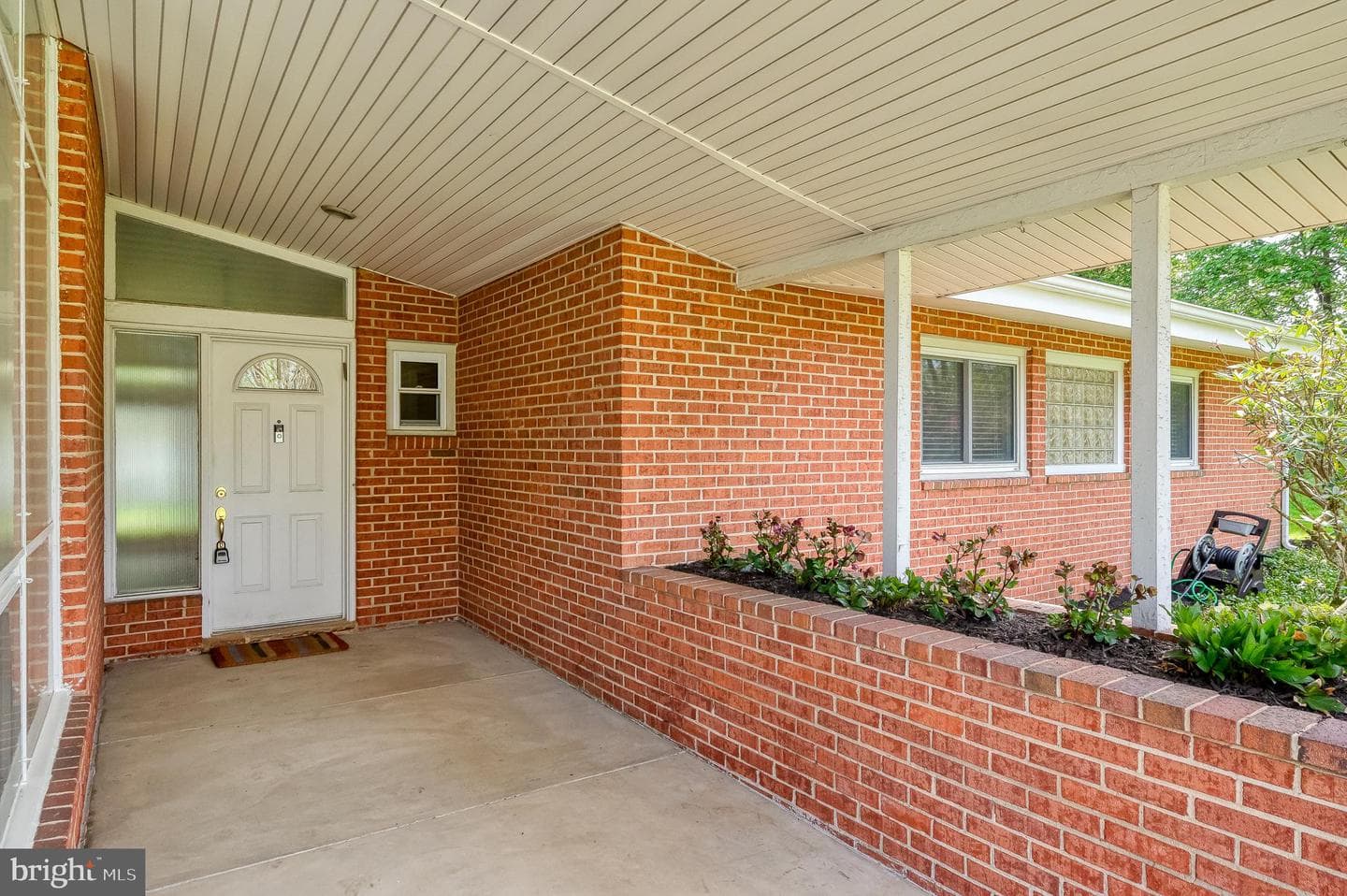 8403 Topping photo 74