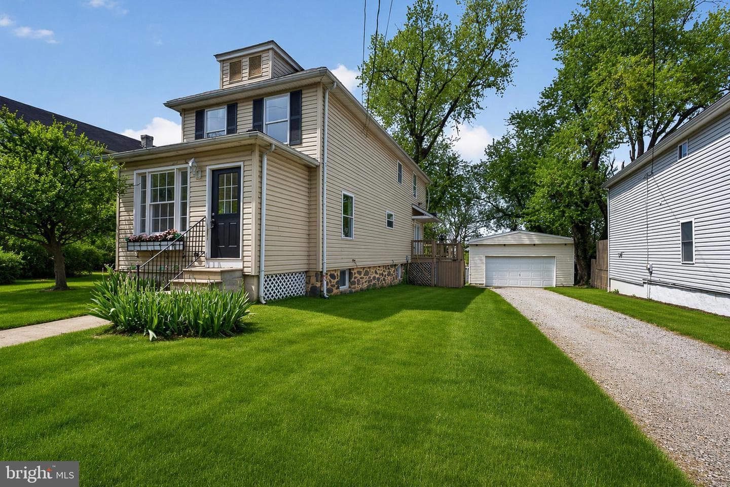 1406 Walnut Avenue photo 3