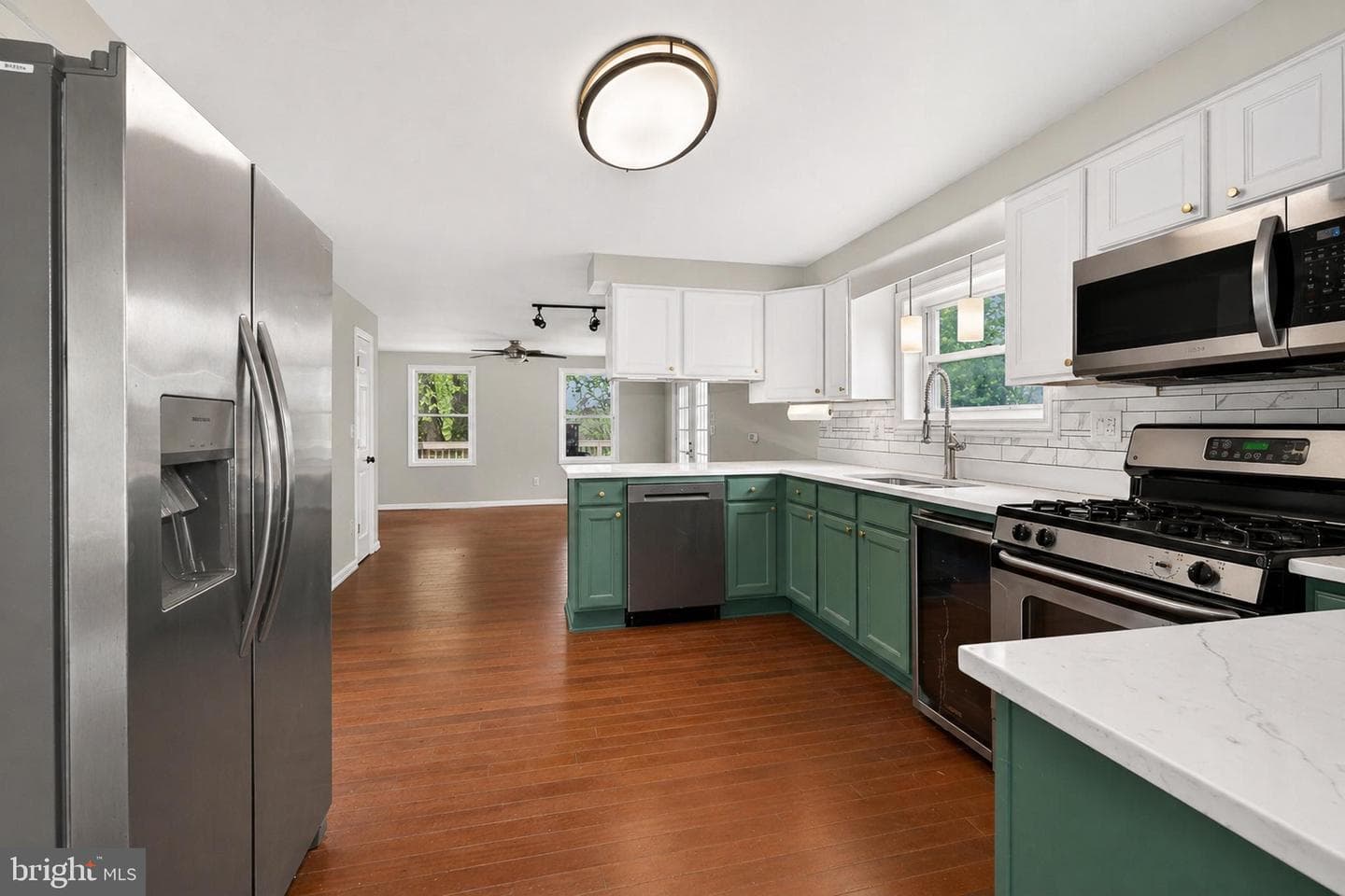 1406 Walnut Avenue photo 9