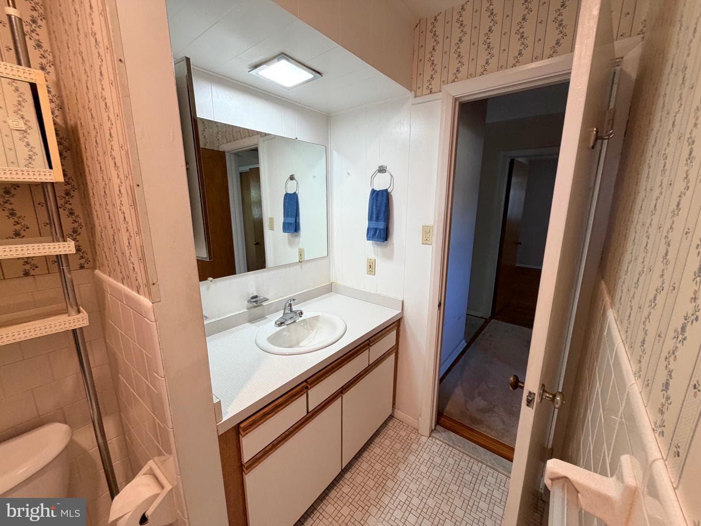 422 Chalfonte Drive photo 37
