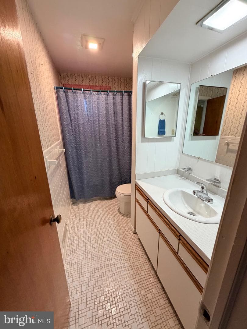 422 Chalfonte Drive photo 40