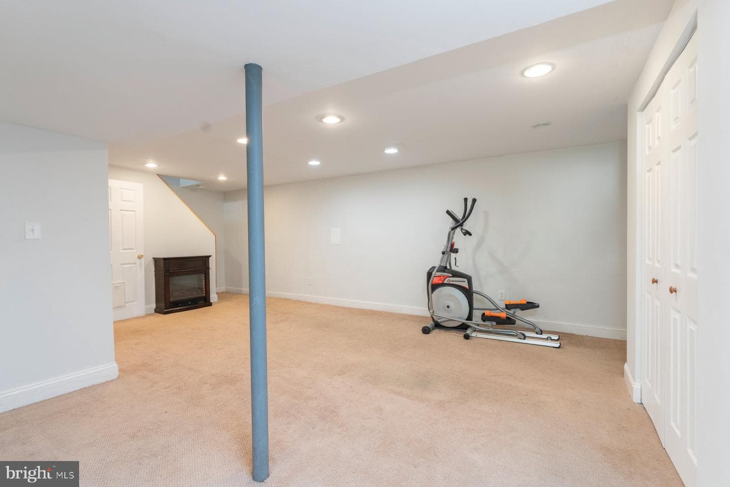 3908 Tevis Circle photo 17