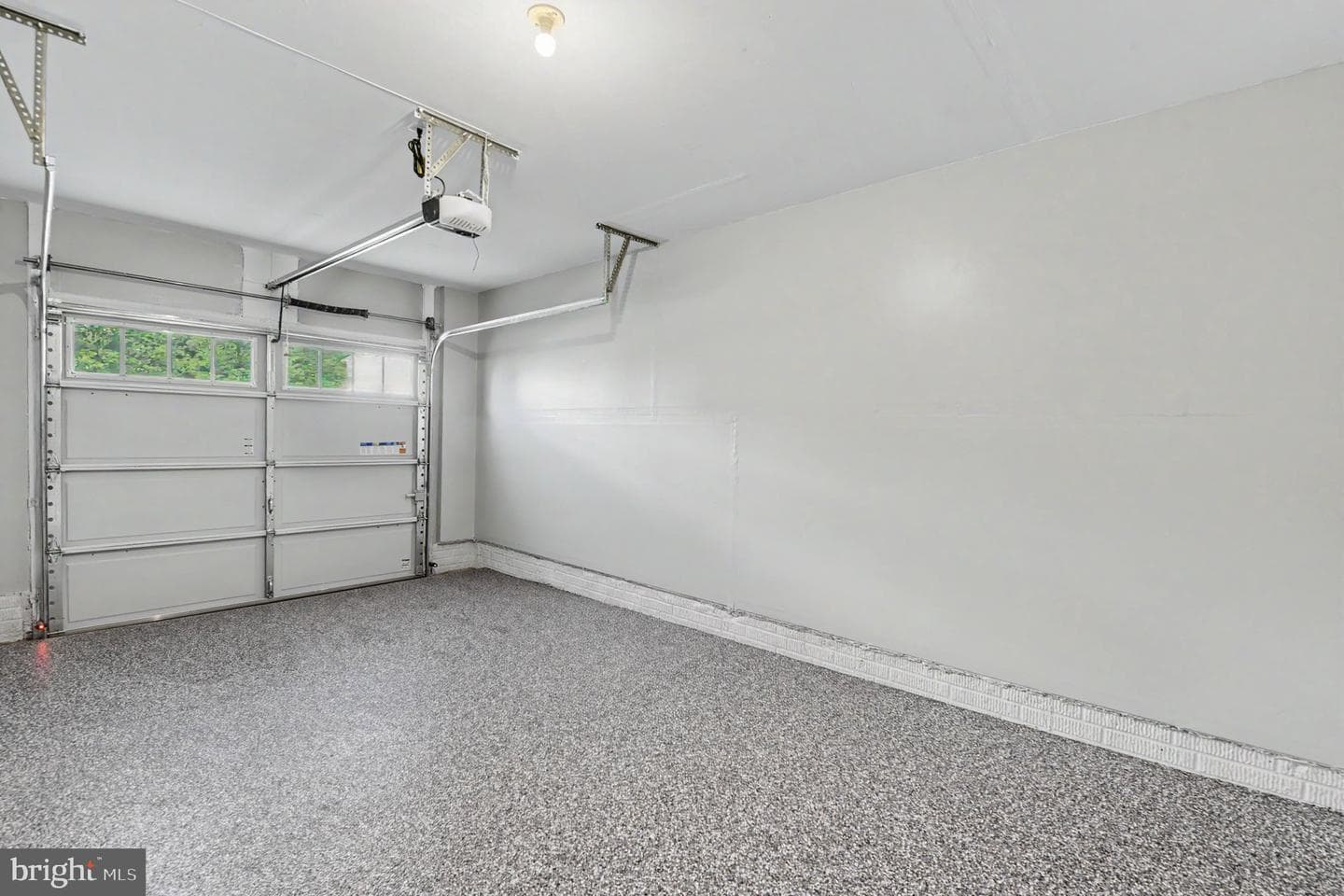 238 Waterstone Rd photo 10