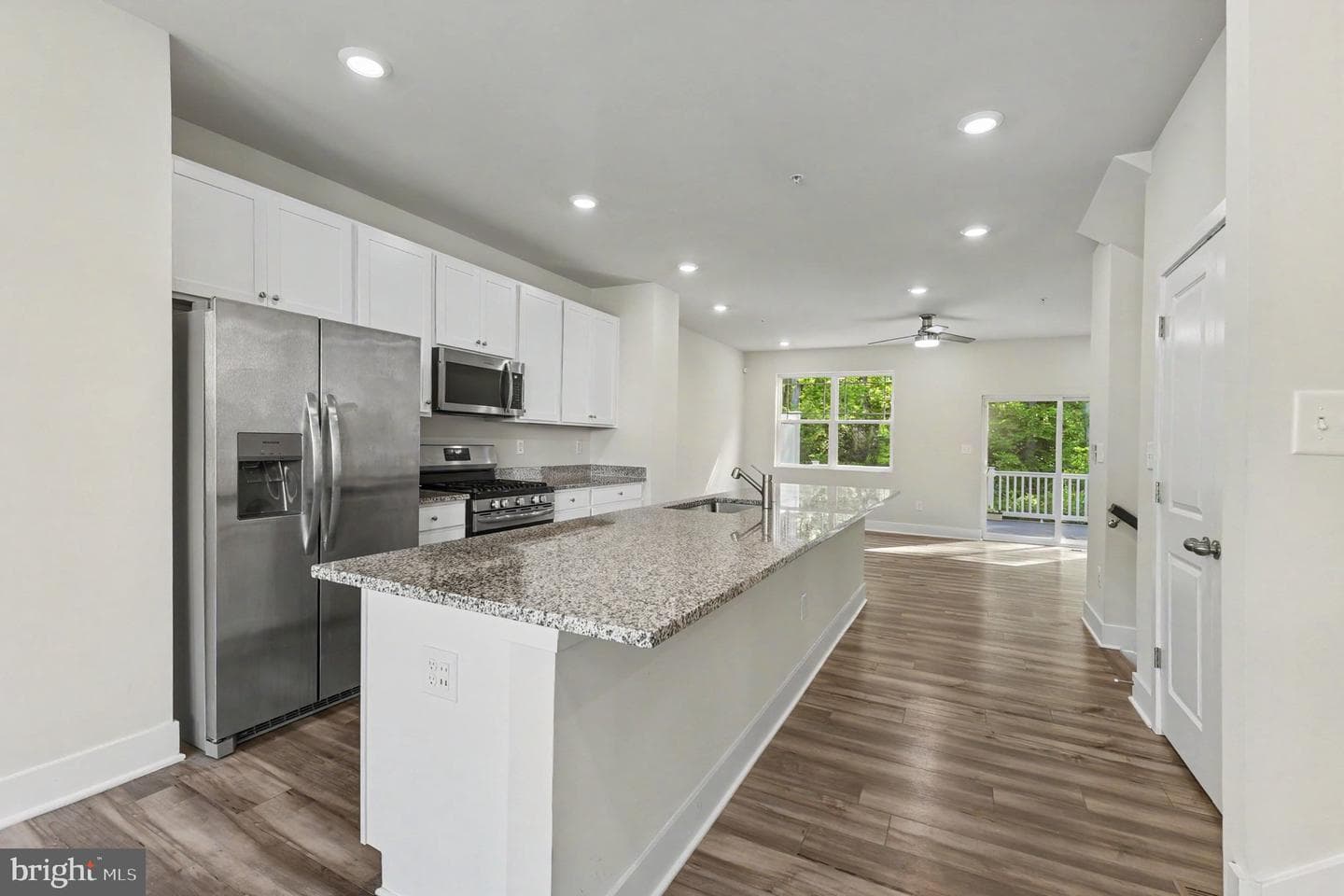 238 Waterstone Rd photo 14