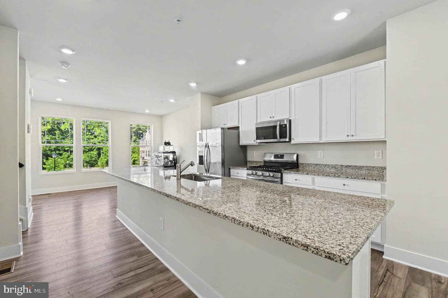 238 Waterstone Rd photo 16