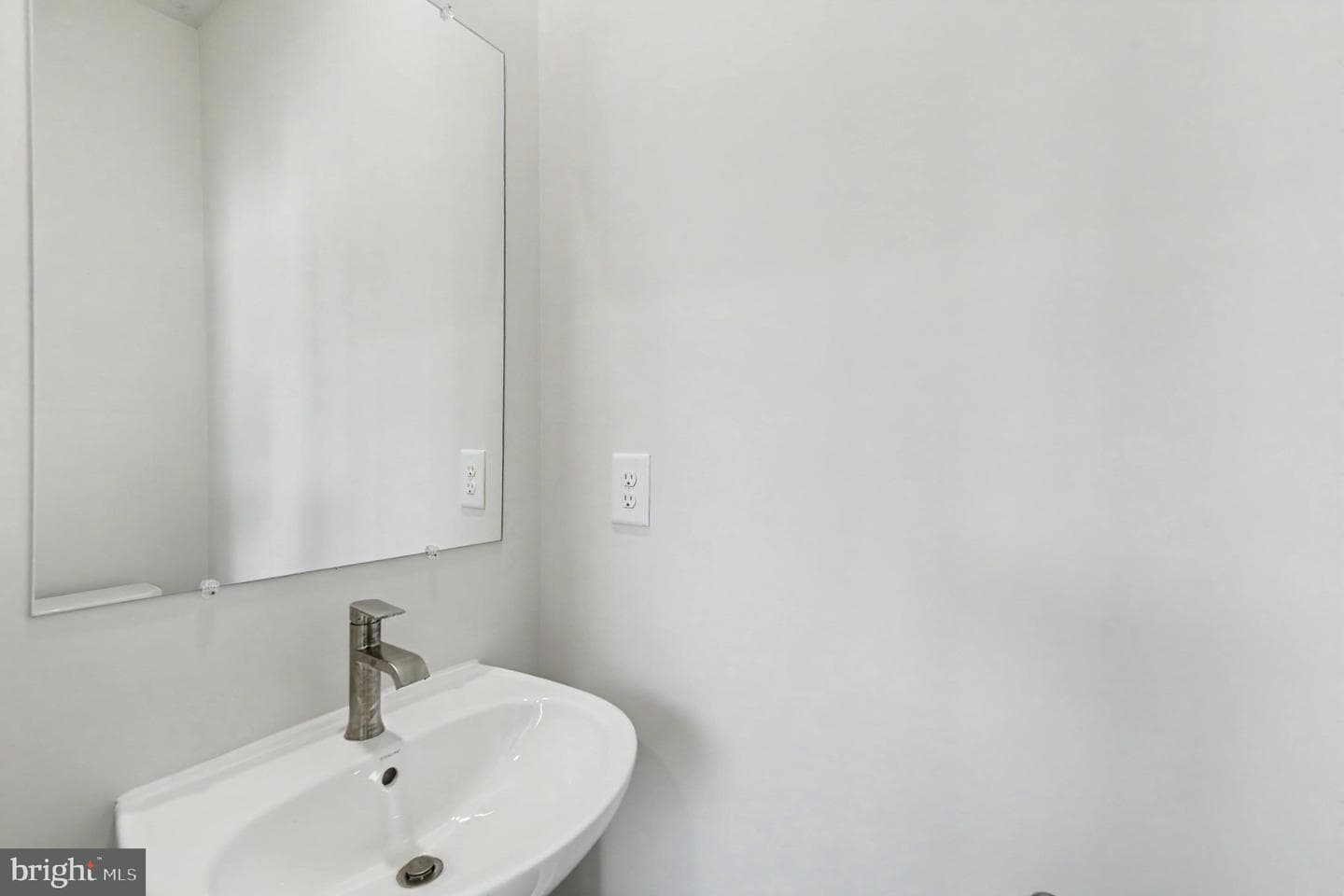238 Waterstone Rd photo 22