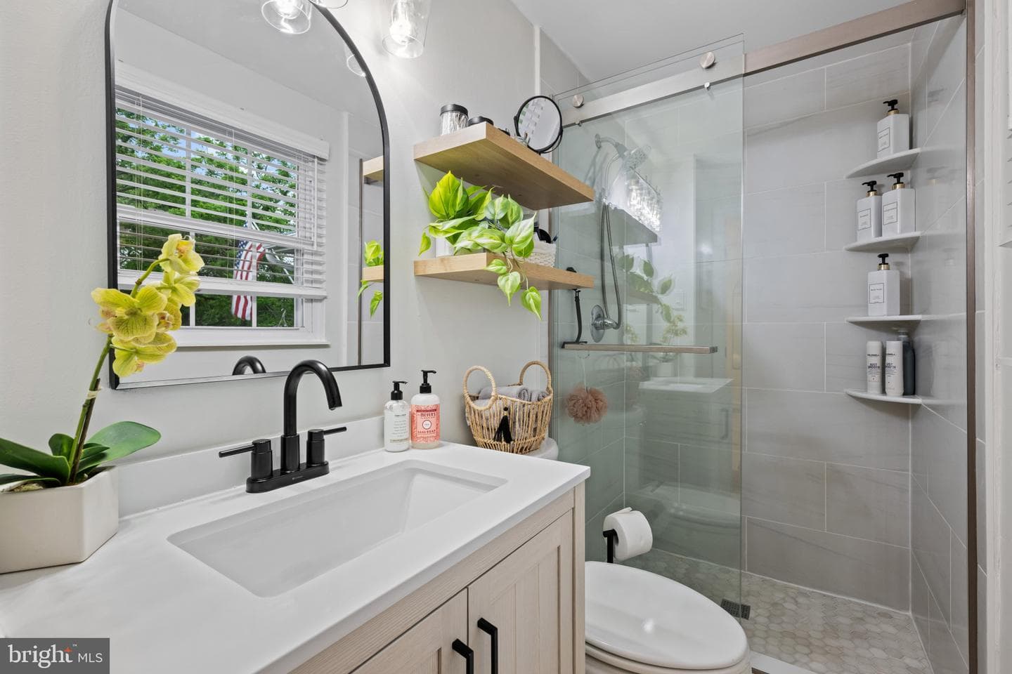 1101 Kingsbury Road photo 20