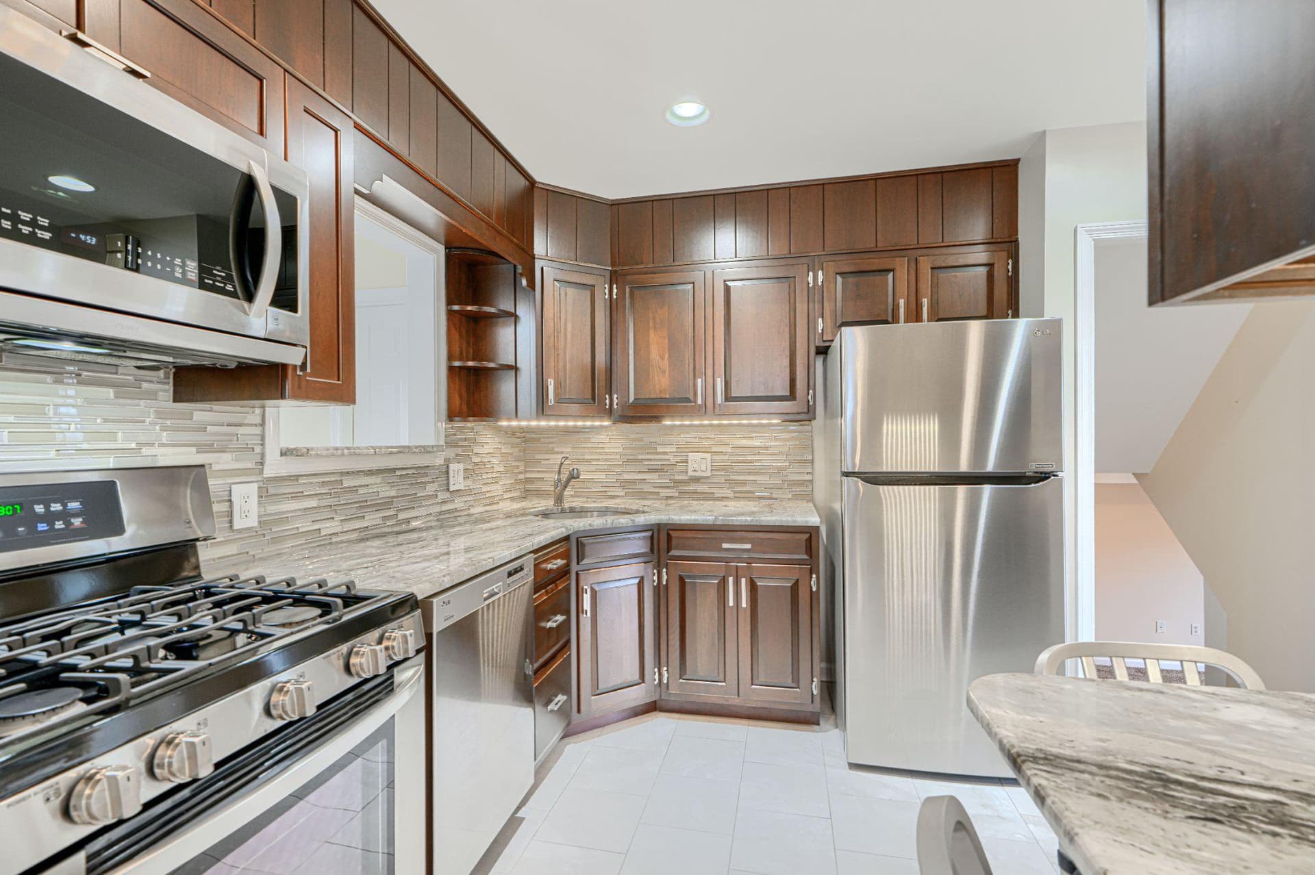 8 Felton Road photo 17