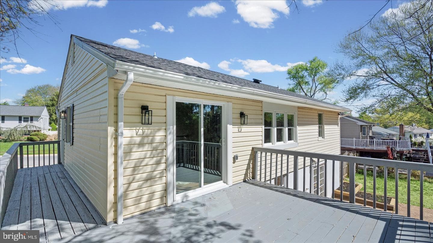 804 Suburbian Road photo 31