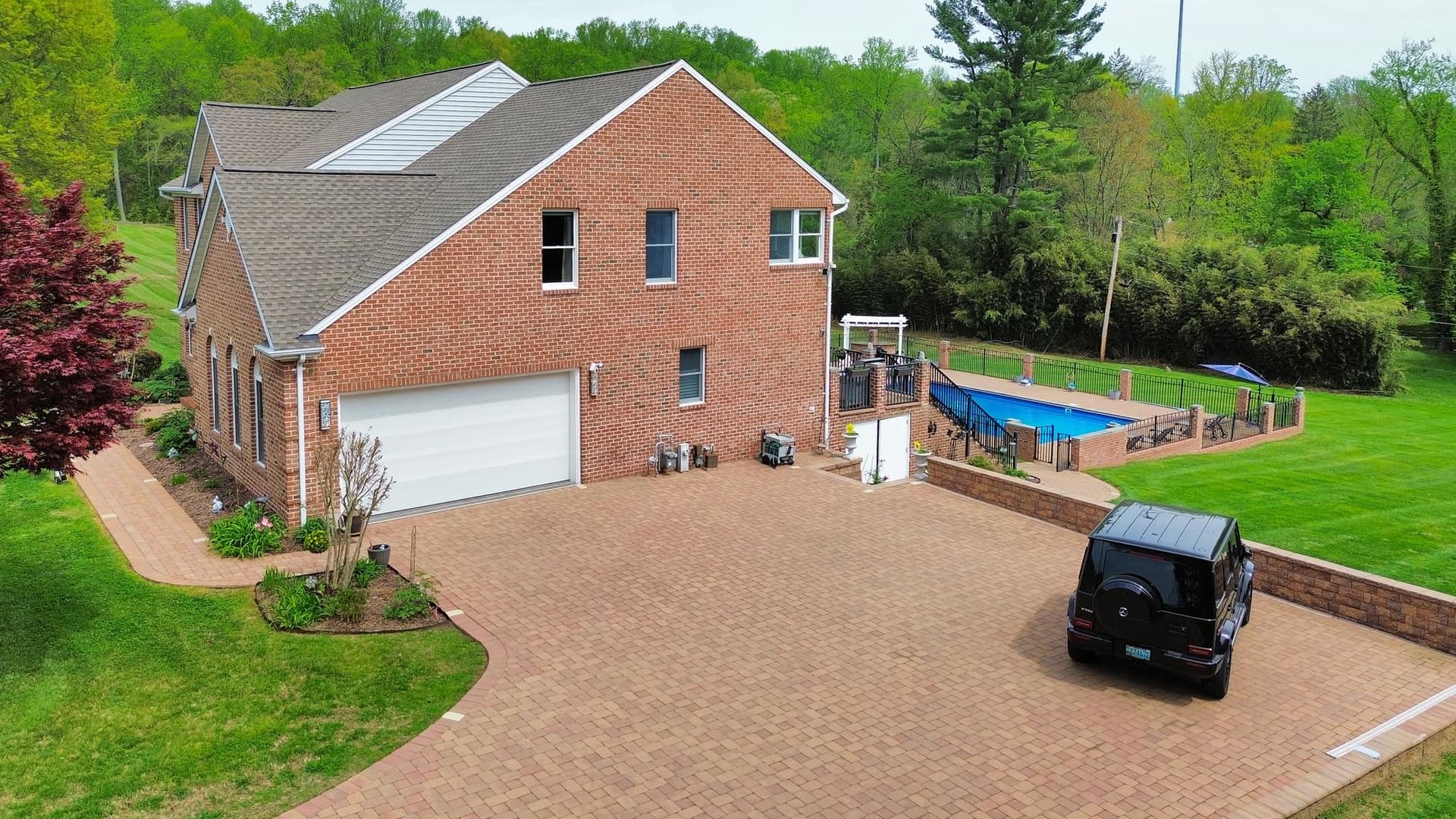 7414 Longfield Drive photo 7