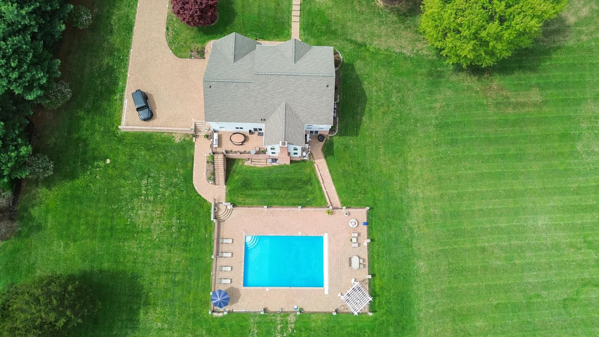 7414 Longfield Drive photo 71
