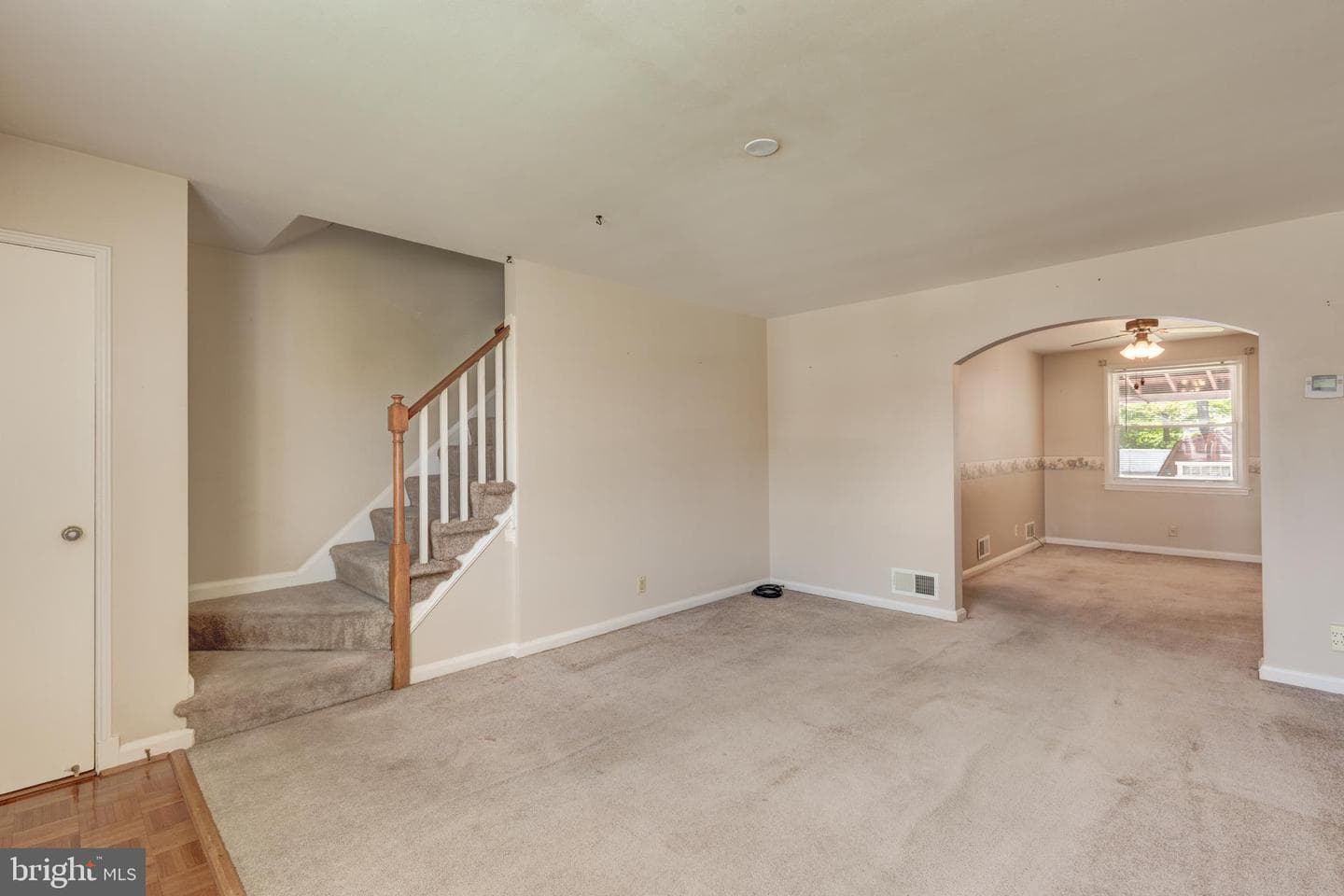 729 Aldworth Rd photo 6