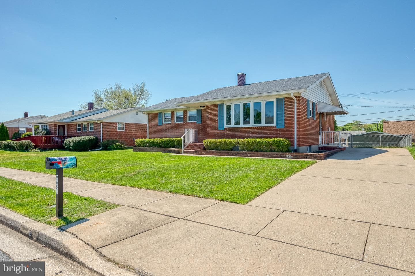 9651 Dundawan Road photo 2