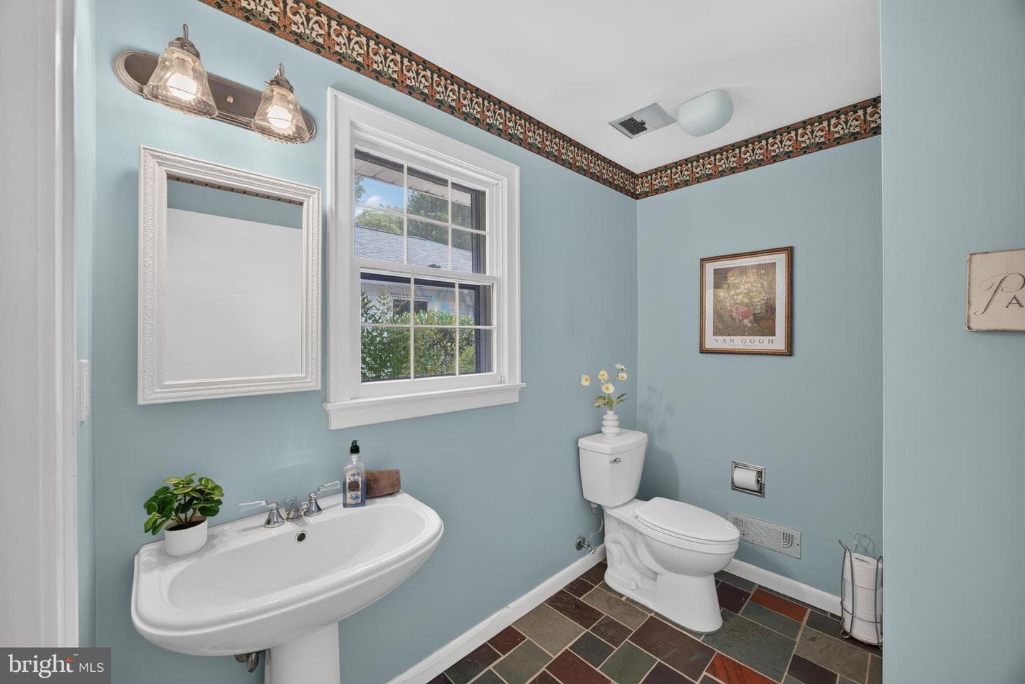 2104 Cedar Circle Drive photo 22