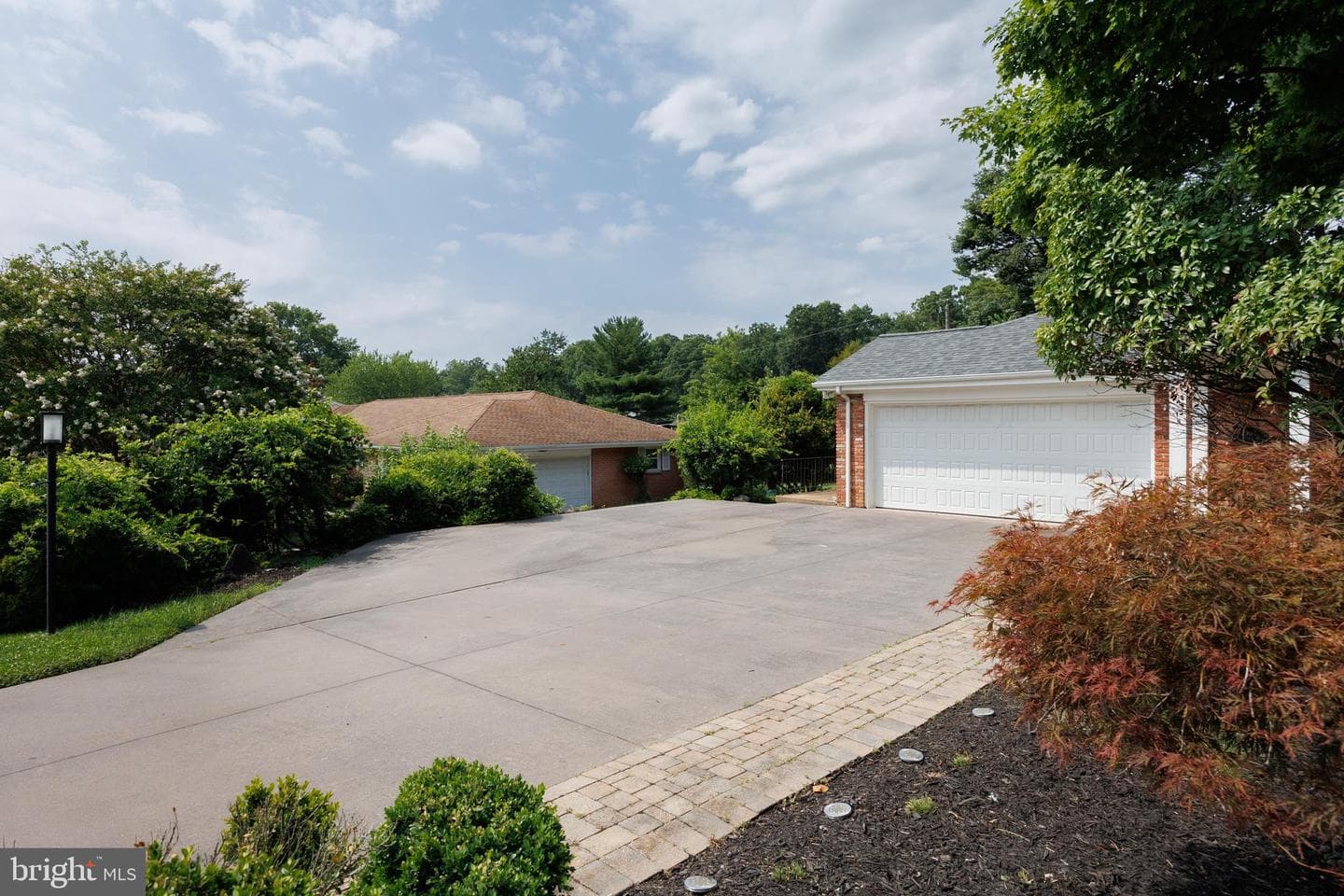 2104 Cedar Circle Drive photo 5