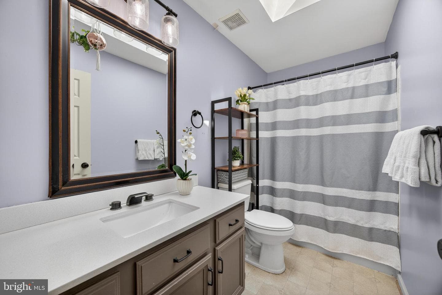 24 Basswood Court photo 35
