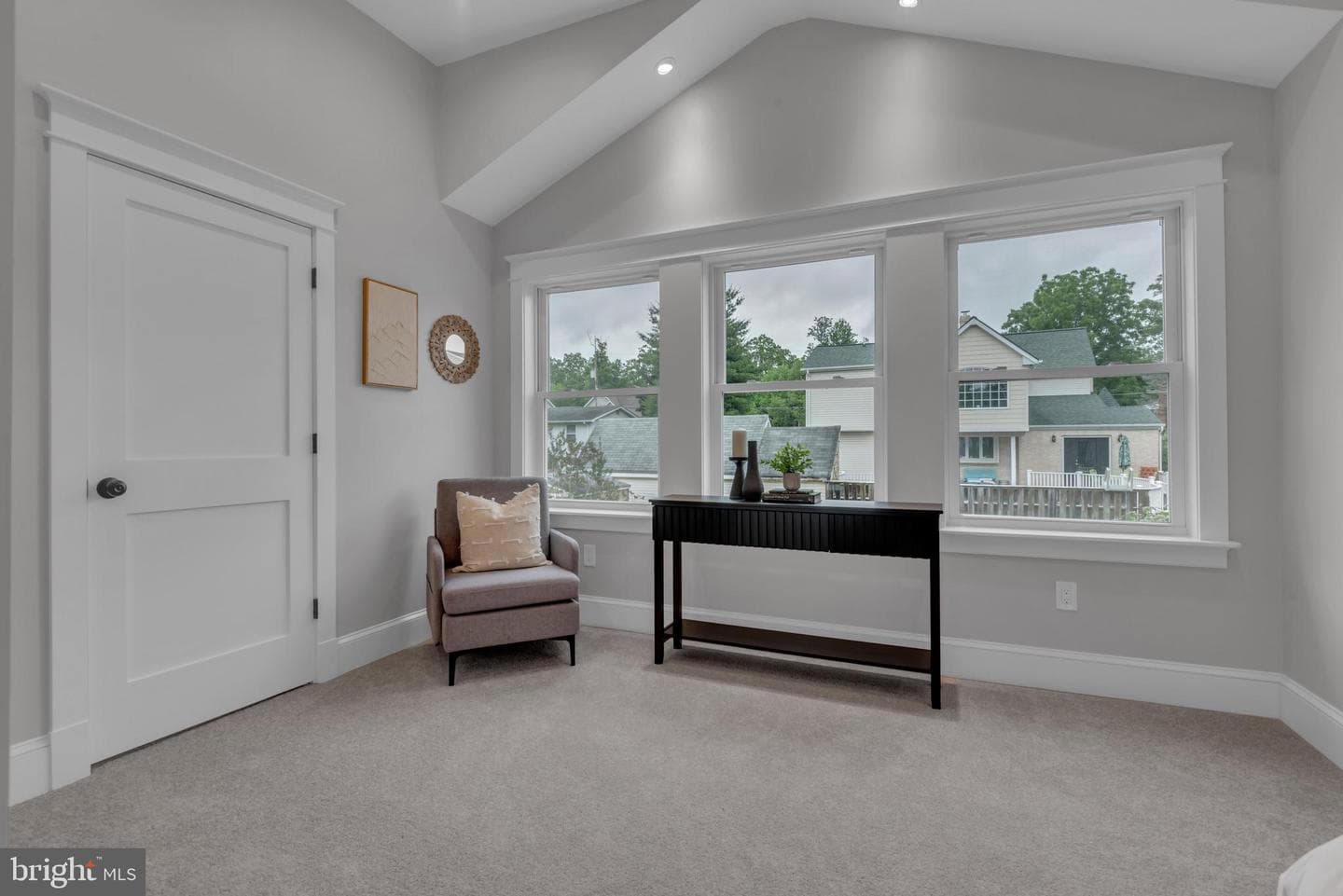 2121 Alvin Avenue photo 17