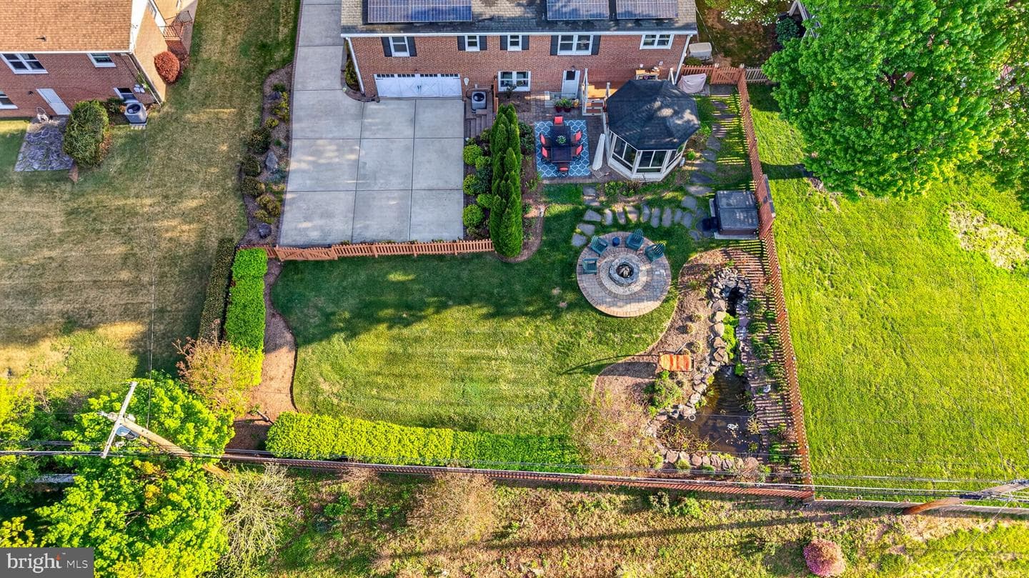 107 Martingale Road photo 23