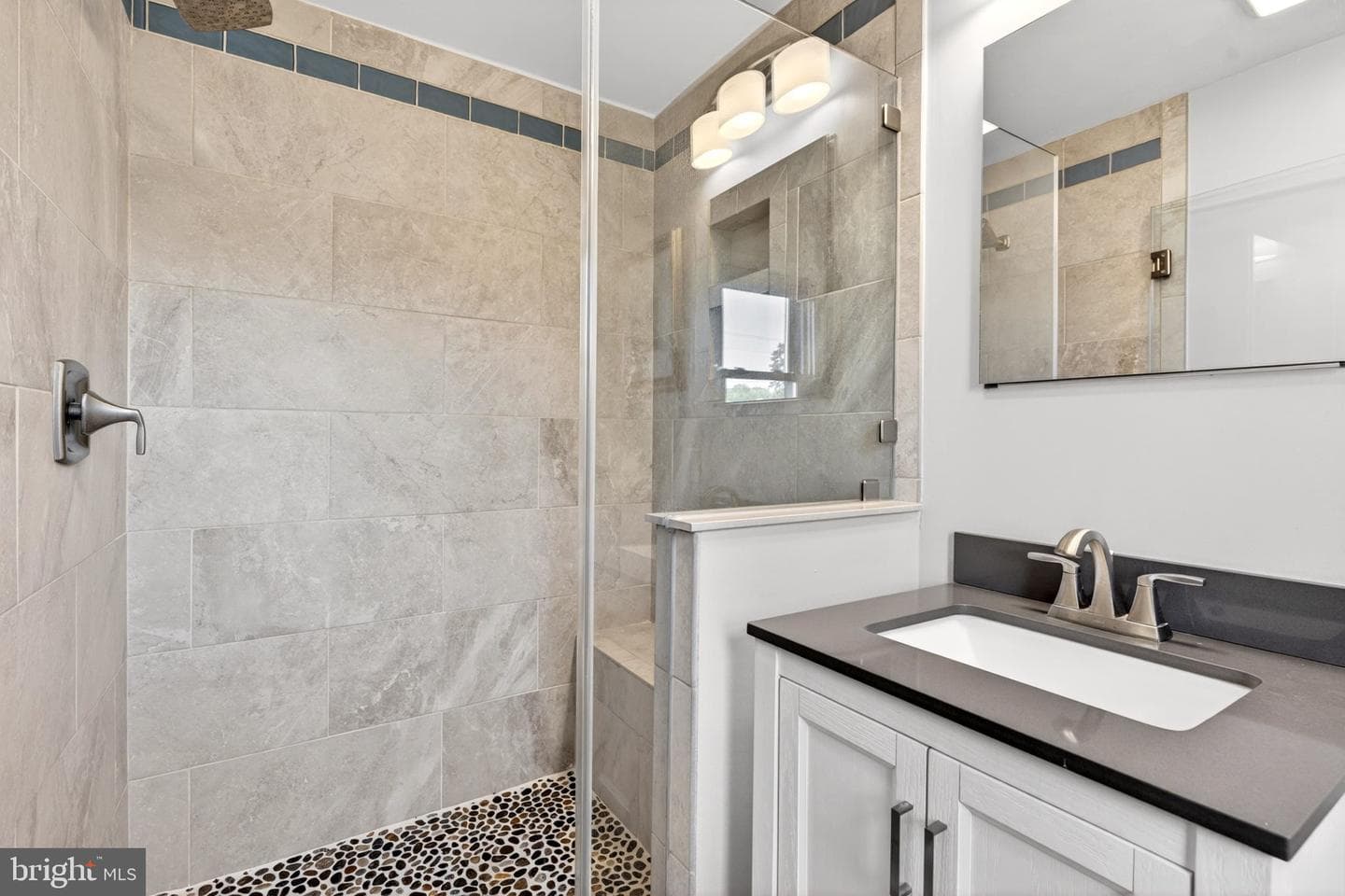 107 Martingale Road photo 28