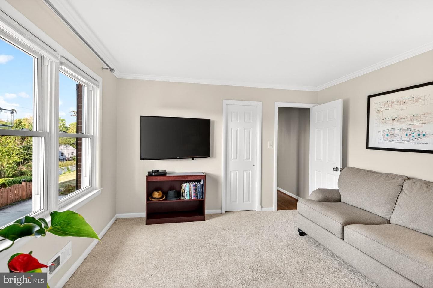 107 Martingale Road photo 37