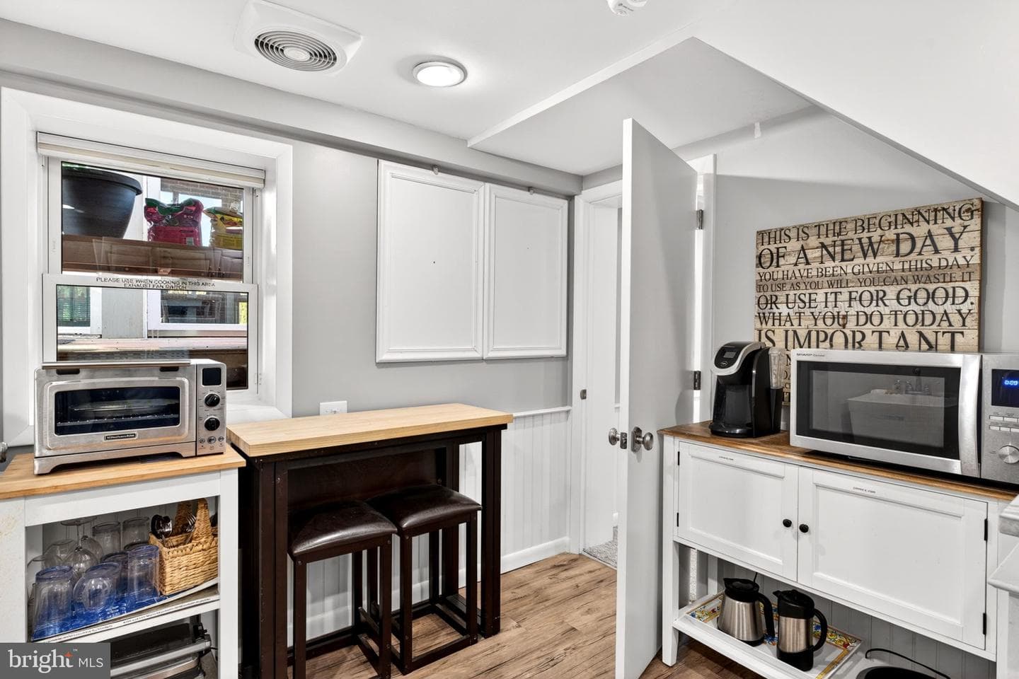 107 Martingale Road photo 48