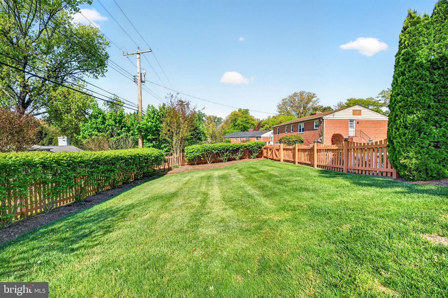 107 Martingale Road photo 70