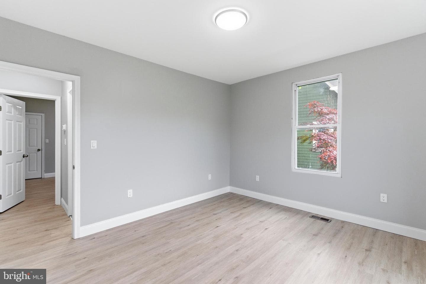 6039 Gwynn Oak photo 21