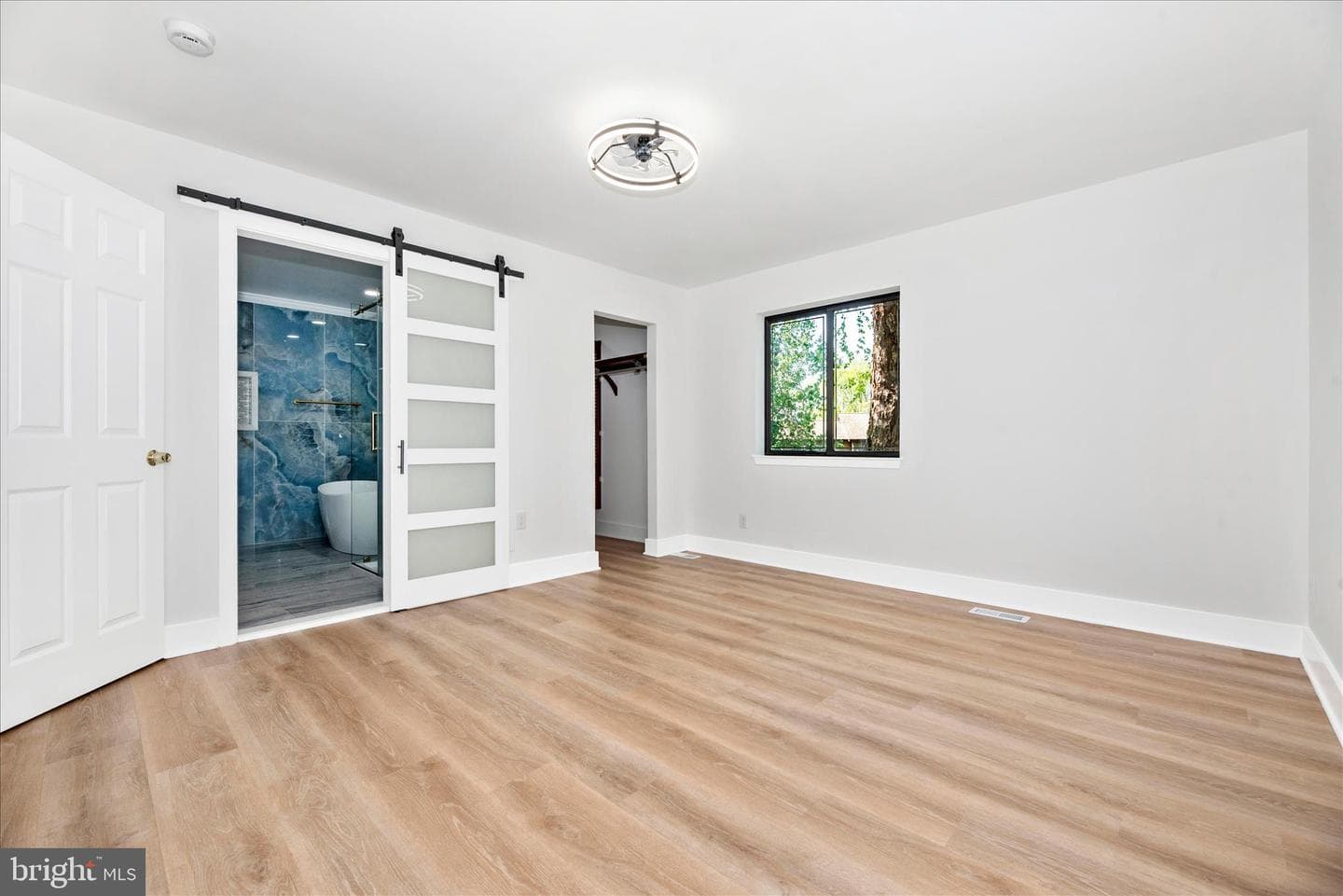 3747 Greenway Lane photo 36