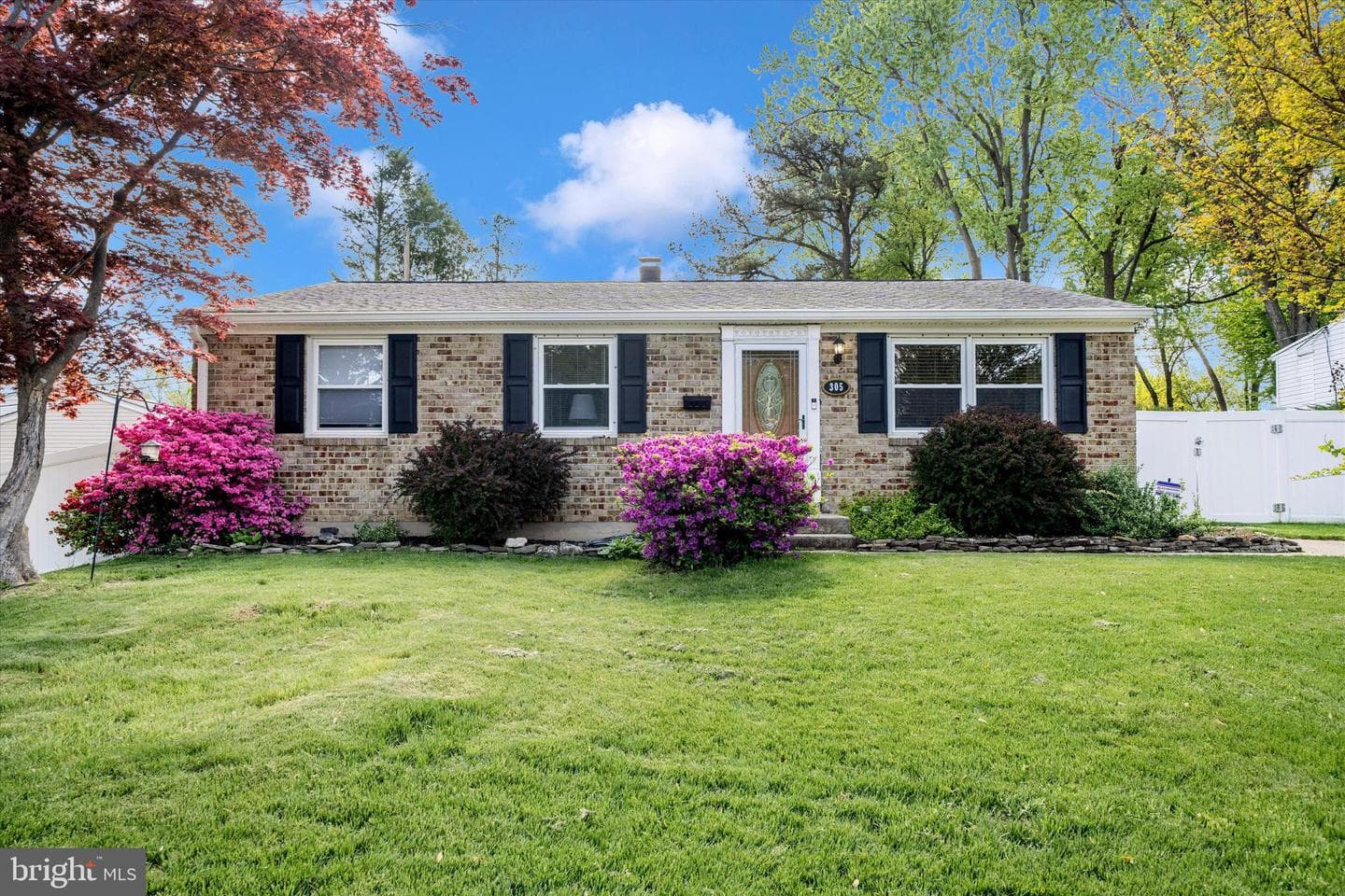 305 Glyndon Drive photo 1