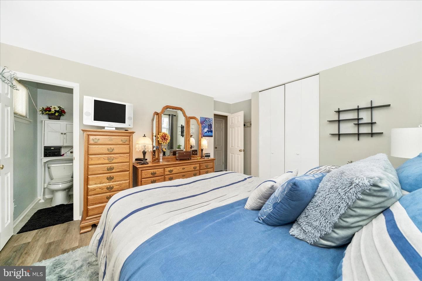 305 Glyndon Drive photo 19