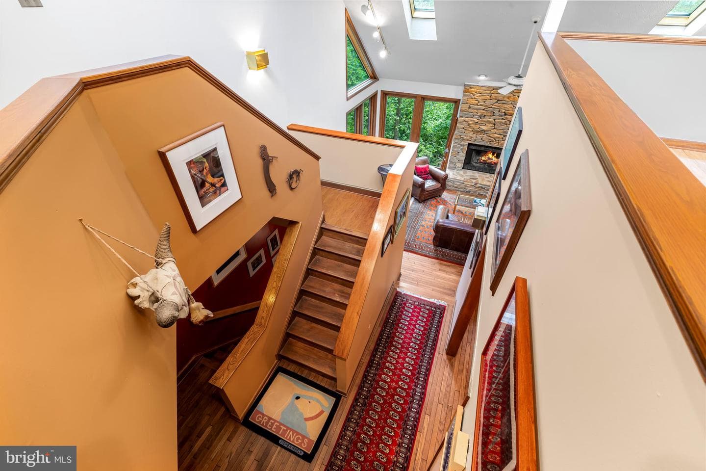 10 Chesterfield Court photo 33