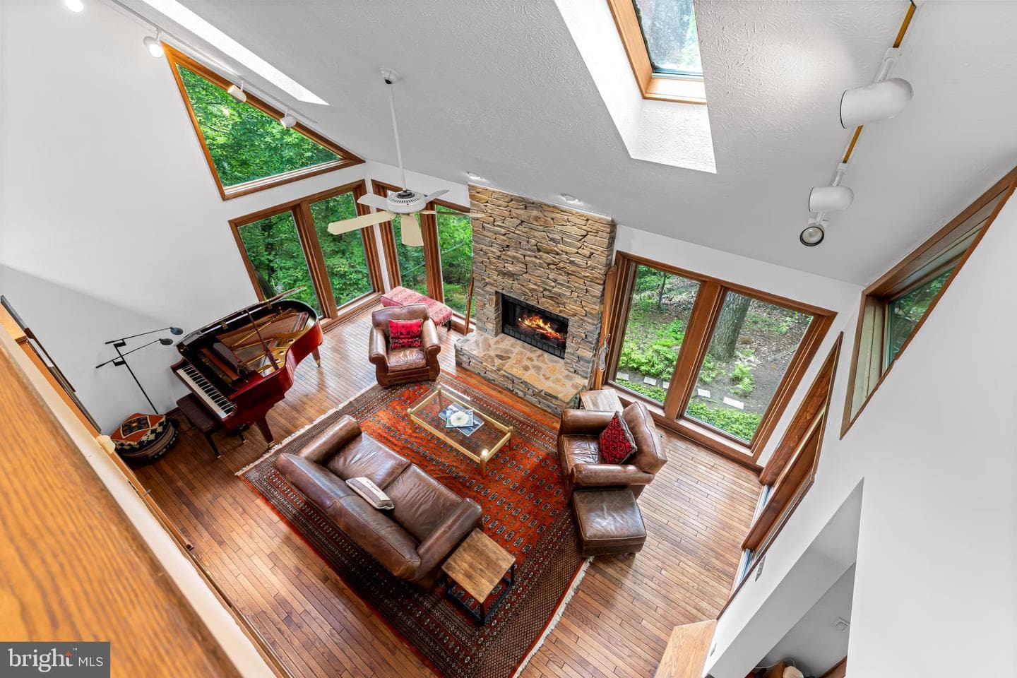 10 Chesterfield Court photo 6