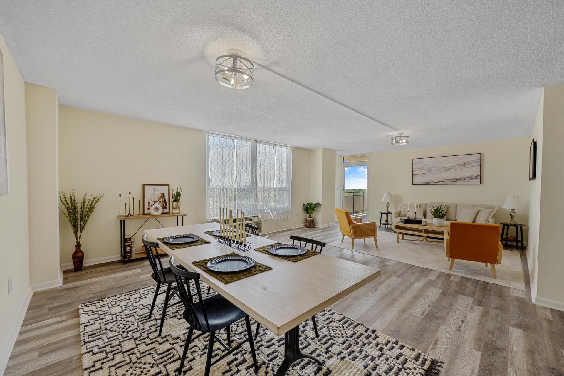 205 E Joppa Road #1505 photo 1