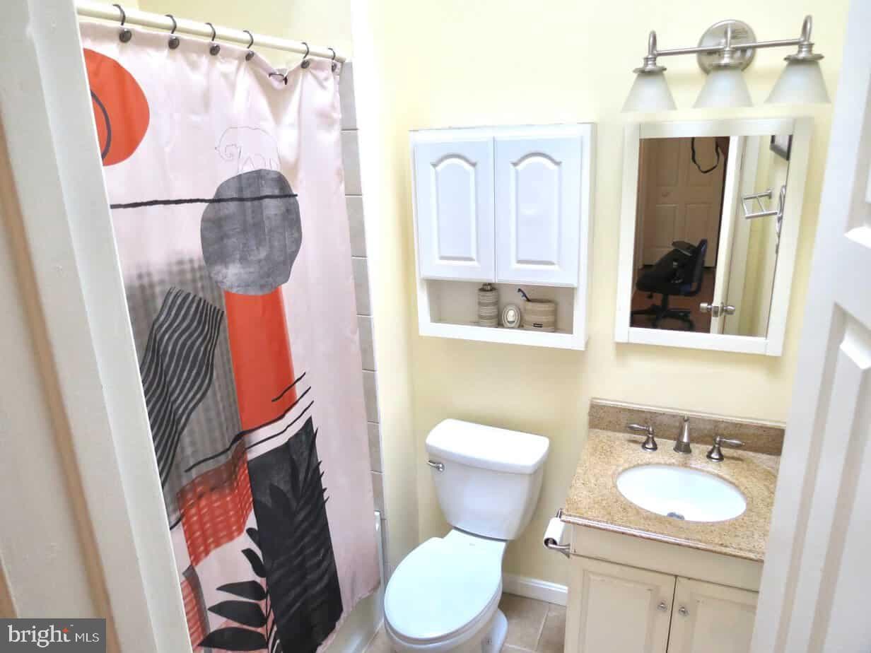115 Courtland Woods Circle photo 4