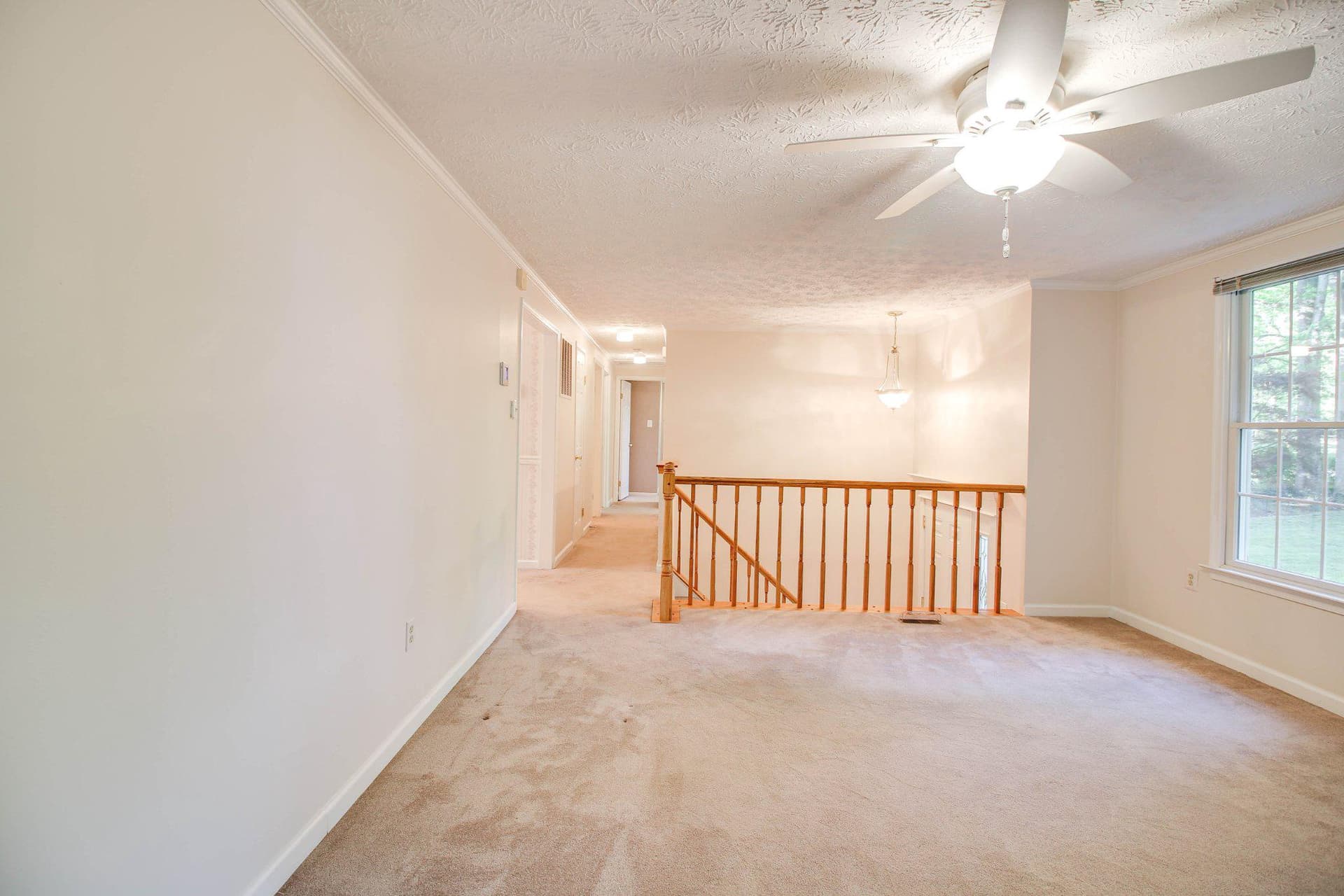 1010 Hilton Avenue photo 3