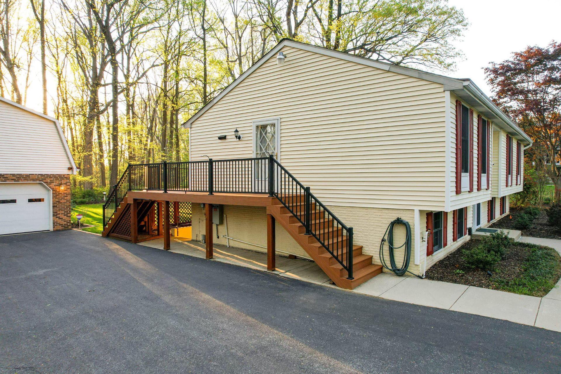 1010 Hilton Avenue photo 36