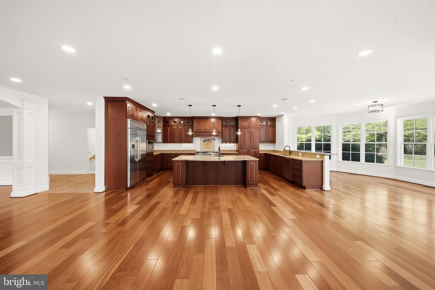 12228 Worthington photo 12