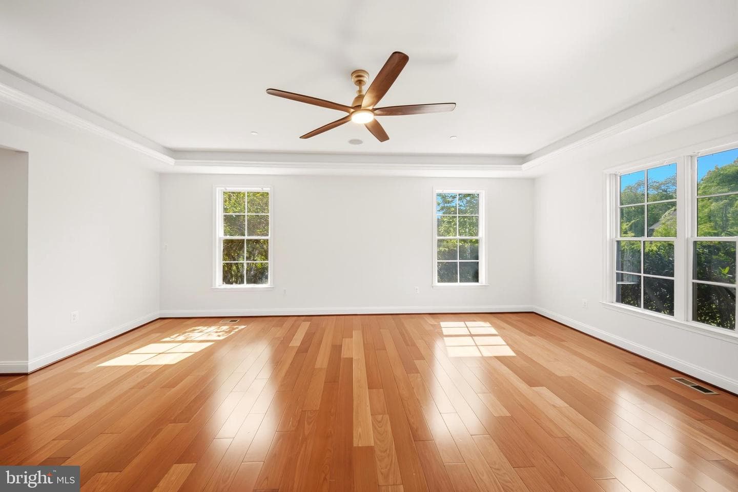 12228 Worthington photo 31