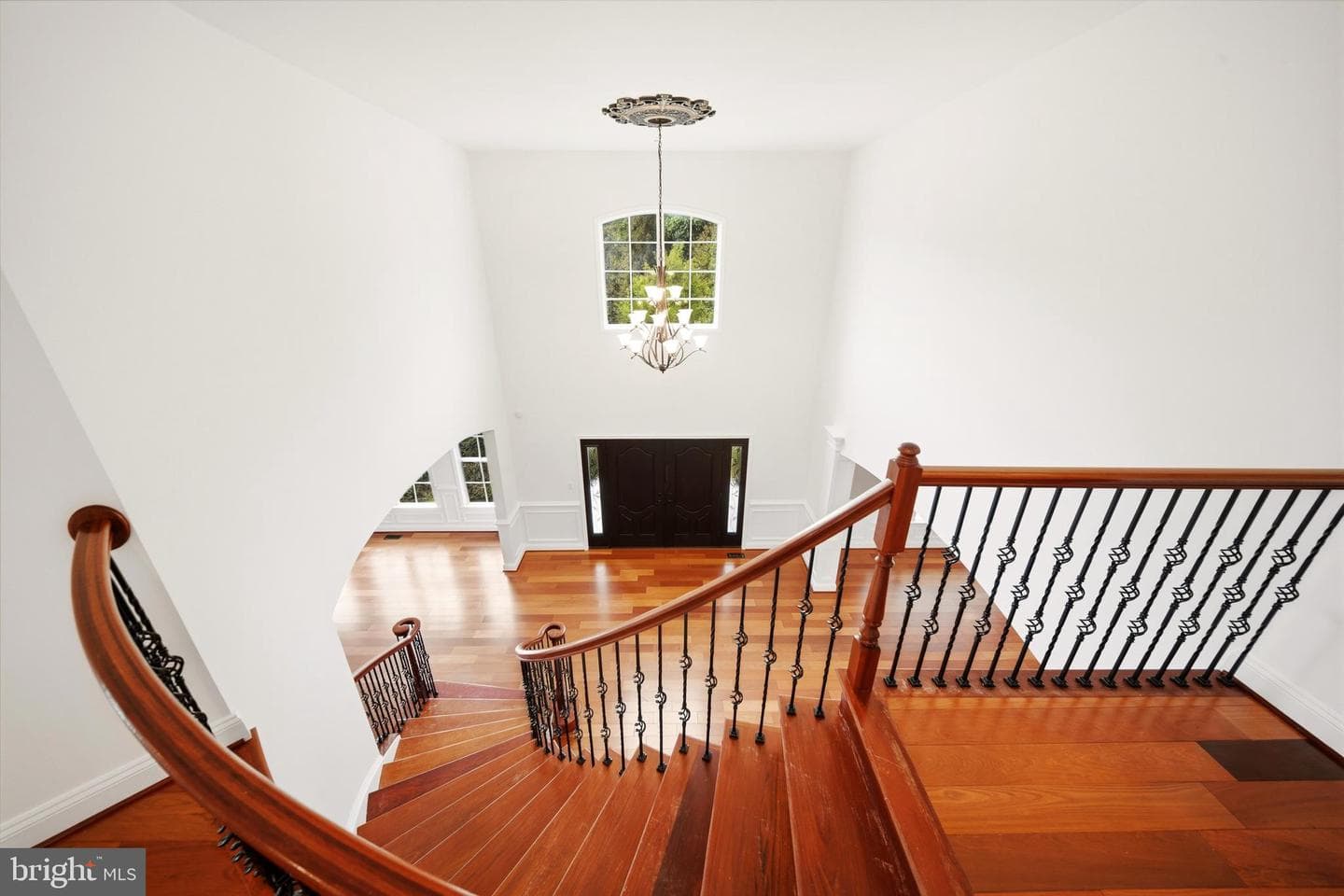 12228 Worthington photo 35