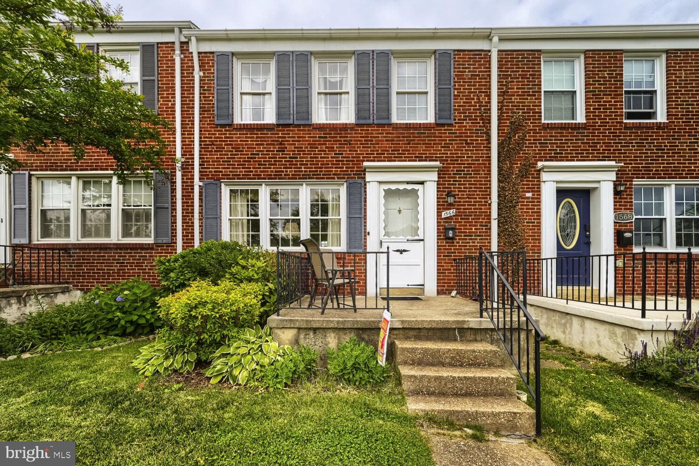 1566 Cottage Lane photo 2