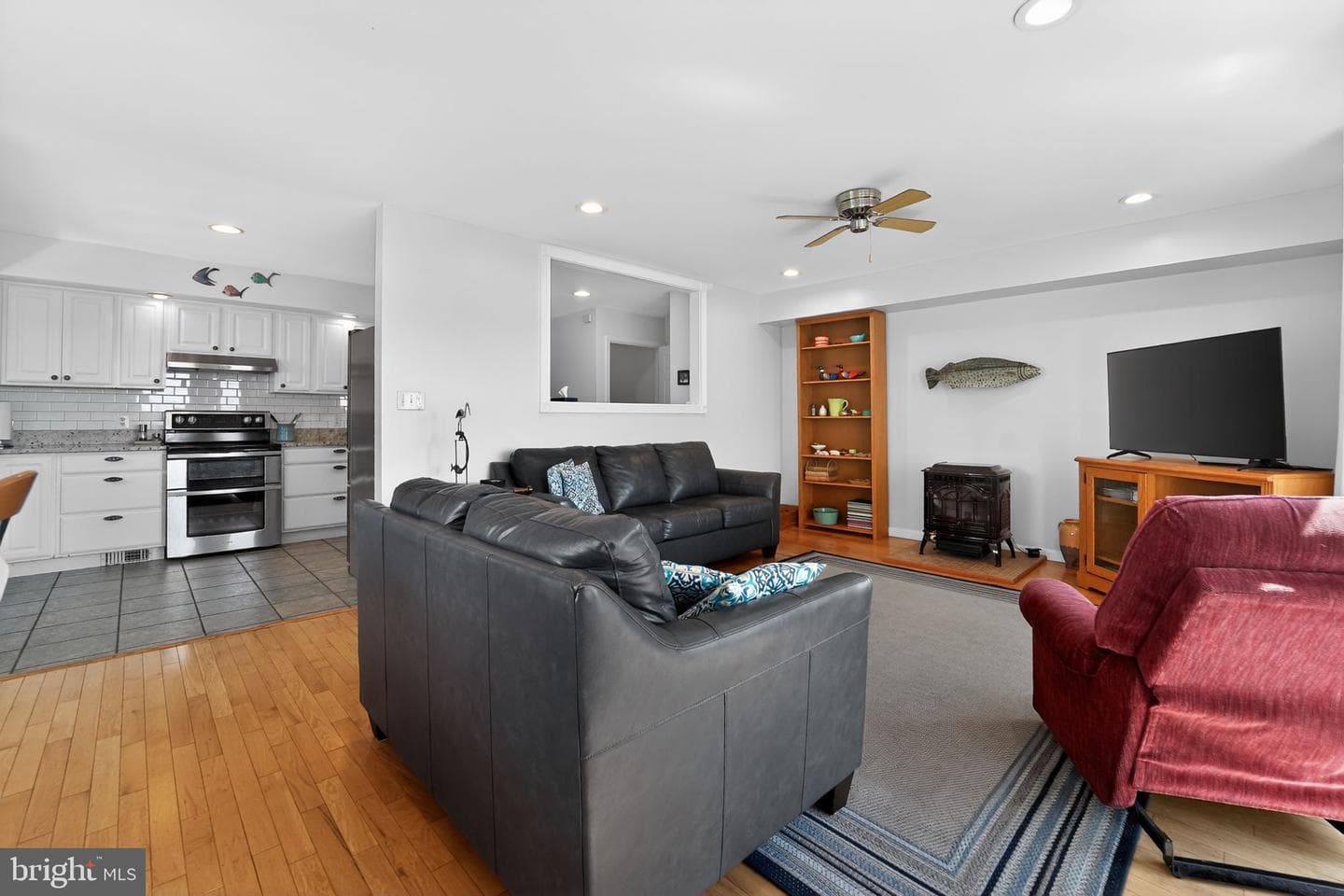 1400 Burke Road photo 18
