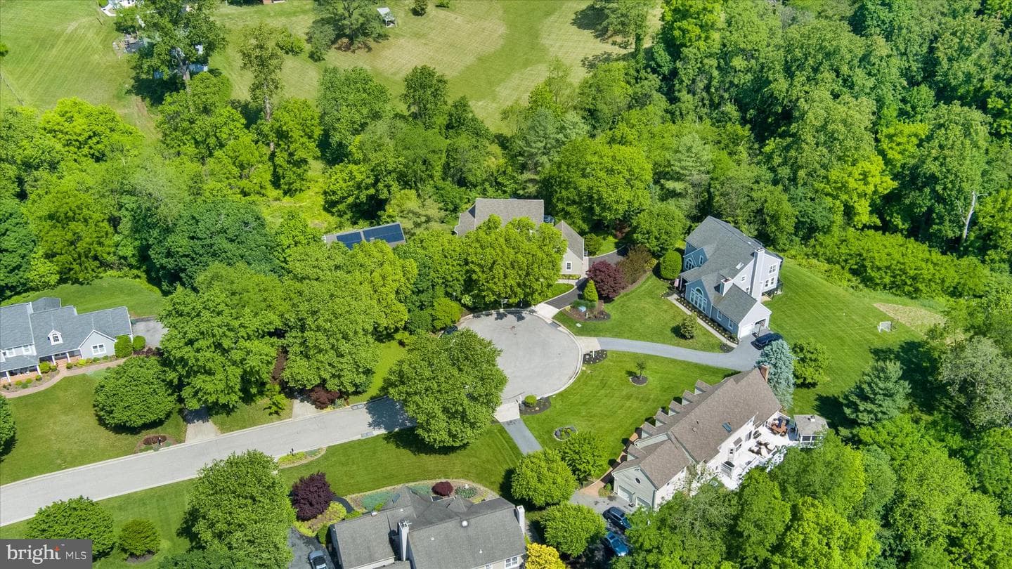 8 Rolling Farm Court photo 66