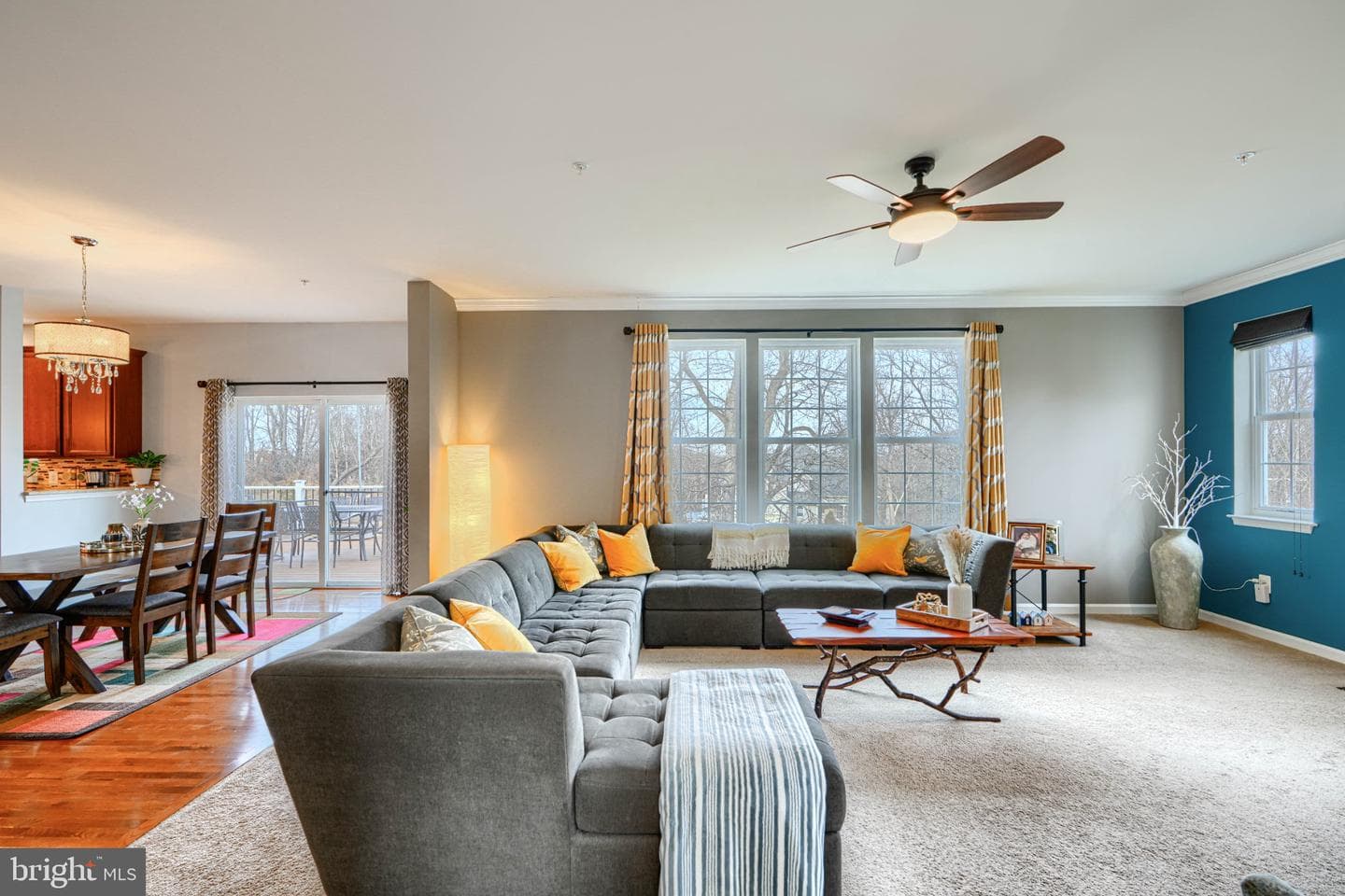 406 Sherwood Road photo 12
