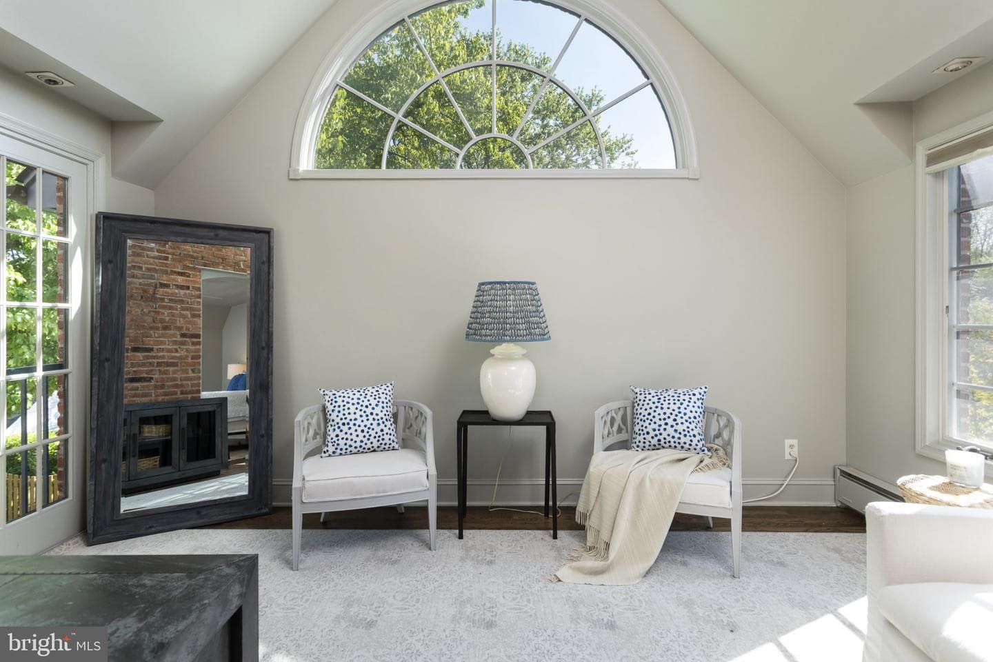 7005 Copeleigh photo 31