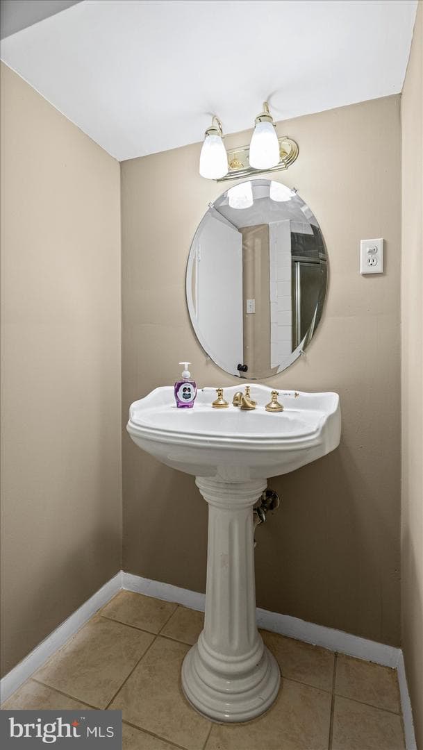 3 Arrowhead Court photo 35