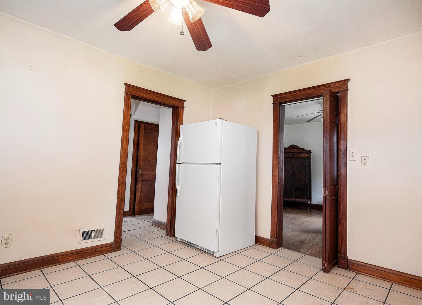 3608 E Joppa Road photo 13