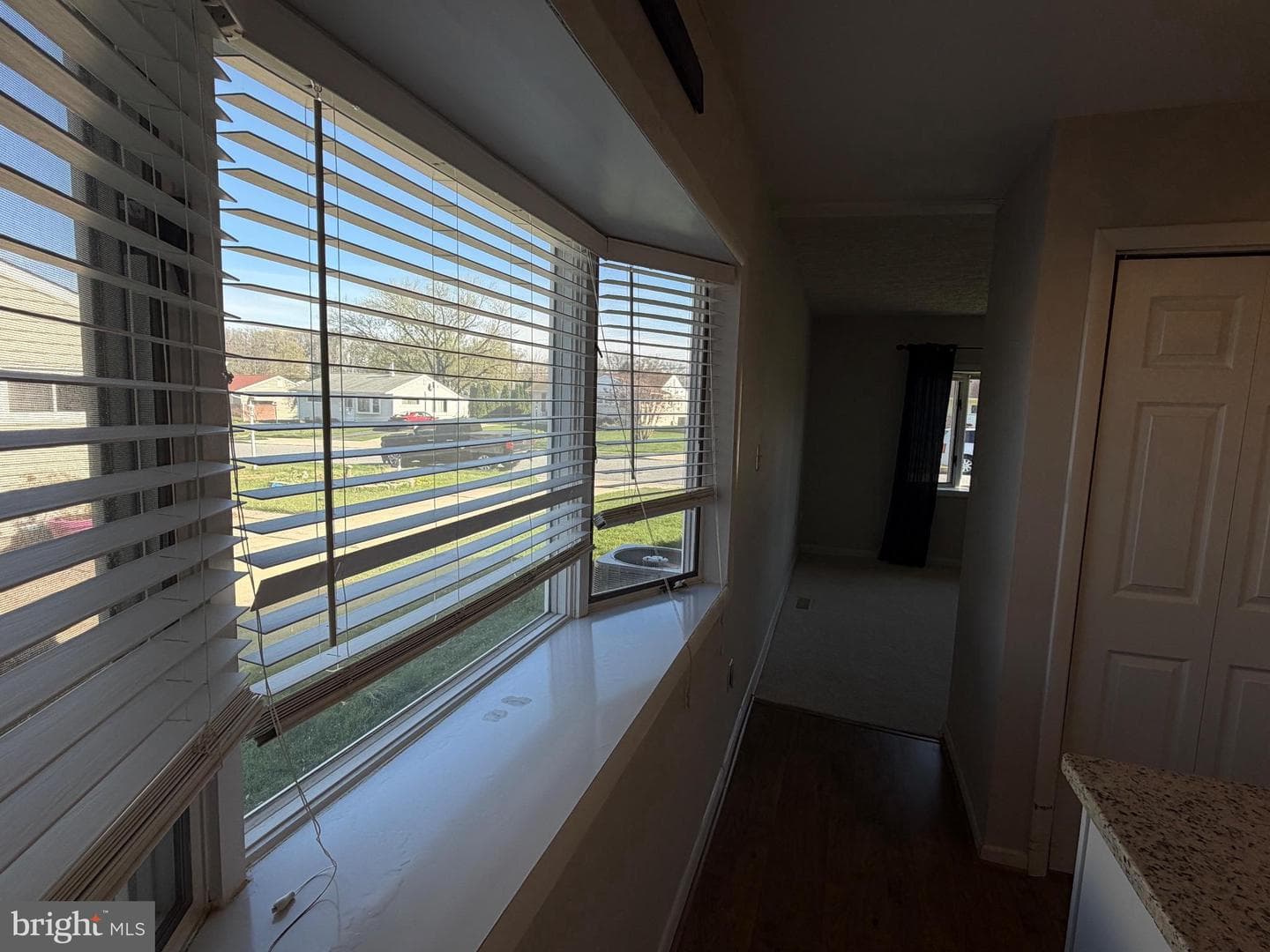 8716 Stockwell Road photo 5